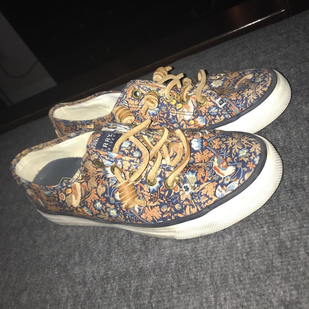 Blue Paisley Sperrys