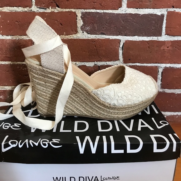 Size 10 Espadrill Wedges, Cream- NEVER WORN