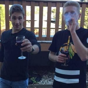 Meet your Posher, Brandon