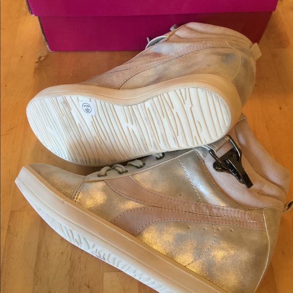 NWT SevenColor Ankle Boots , size 6.5 - Picture 5 of 5