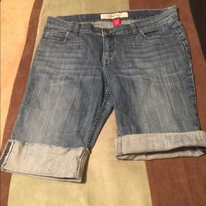 Mossimo jean shorts size 15