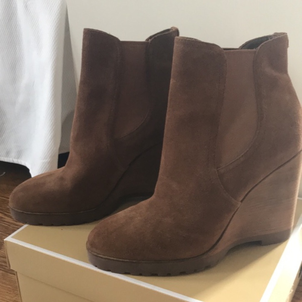 Michael Kors Thea bootie