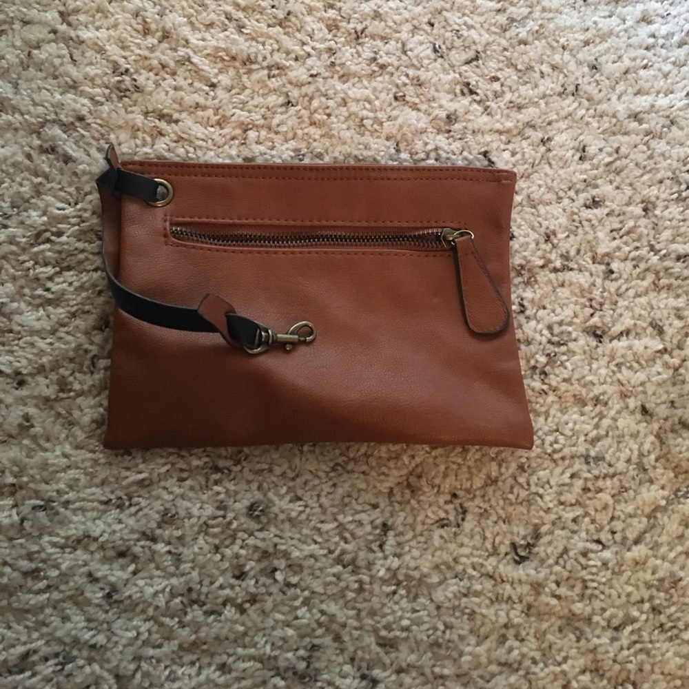 Brown clutch