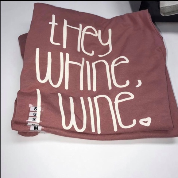 Tops - they wine I wine graphic tee