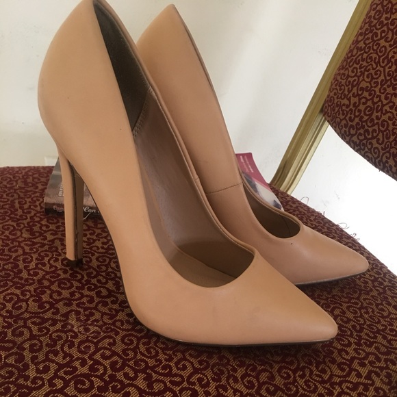 Classic nude heel - Picture 1 of 1
