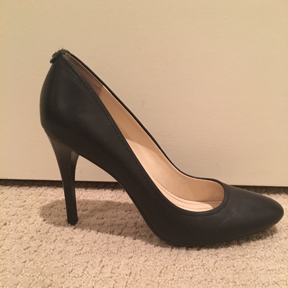 Calvin Klein Classic Black Pumps