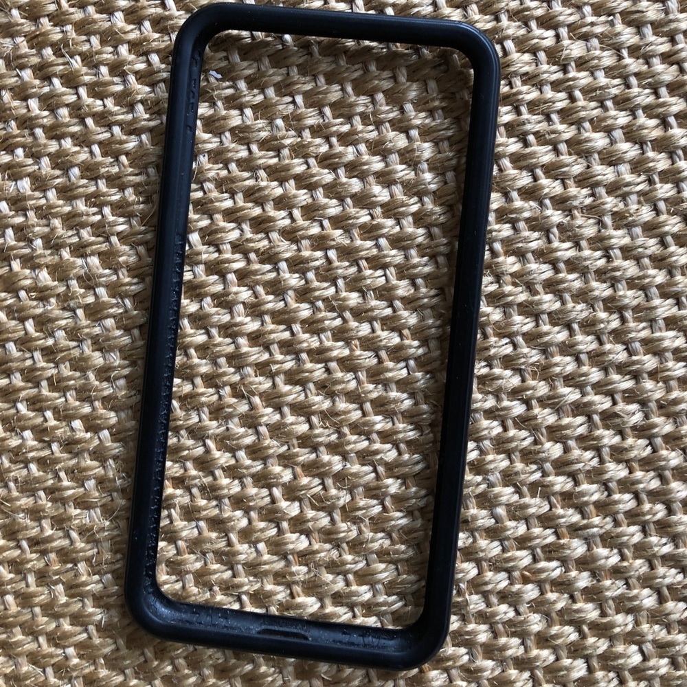 Rhino shield iPhone 7plus bumper