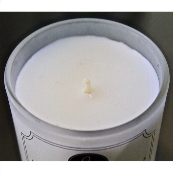 DW HOME CANDLE BIRTHDAY CAKE 1 WICK SOY WAX MINI 4 oz NEW - Picture 2 of 3