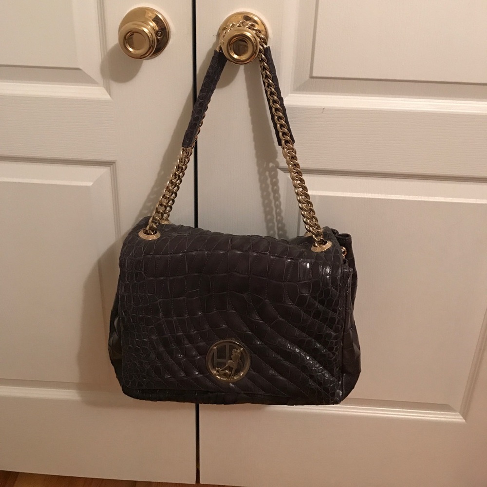 Henri Bendel chain strap shoulder bag ✨