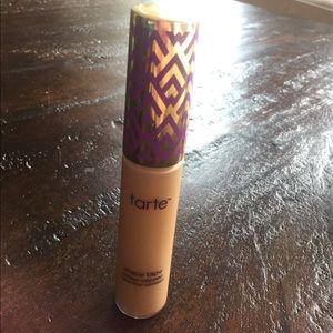 Tarte Shape Tape Concealer in Medium