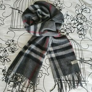 Authentic Burberry giant check cashmere scarf