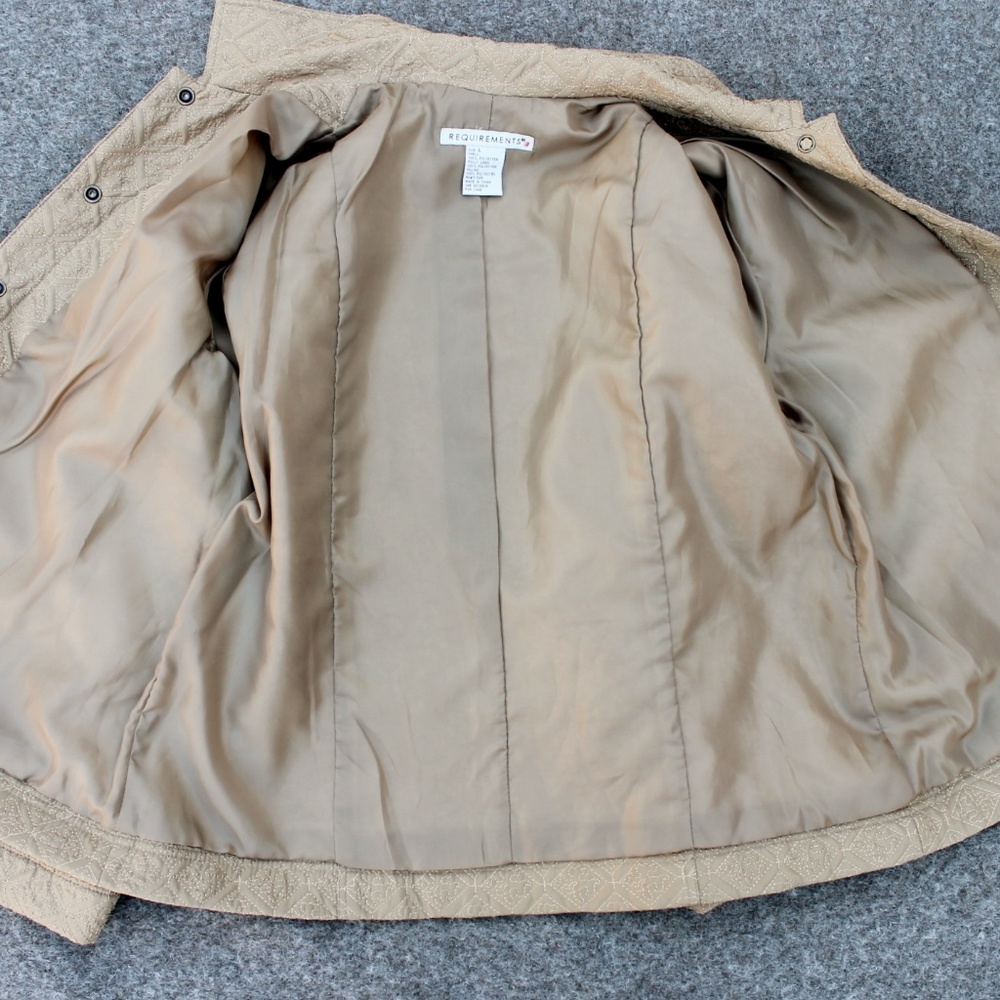 Lightweight Jacket, Fancy Quilted Pattern - Picture 3 of 8