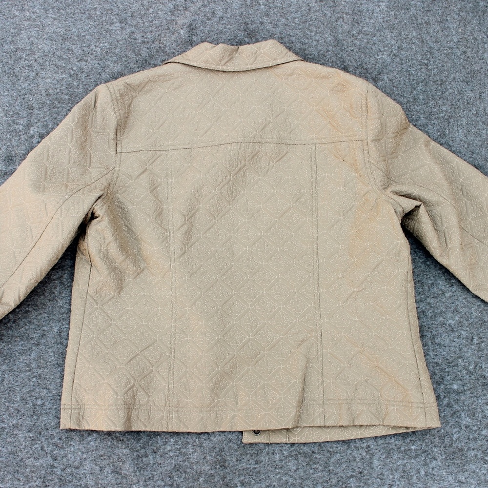 Lightweight Jacket, Fancy Quilted Pattern - Picture 8 of 8