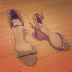 Beige gold spiked sandals