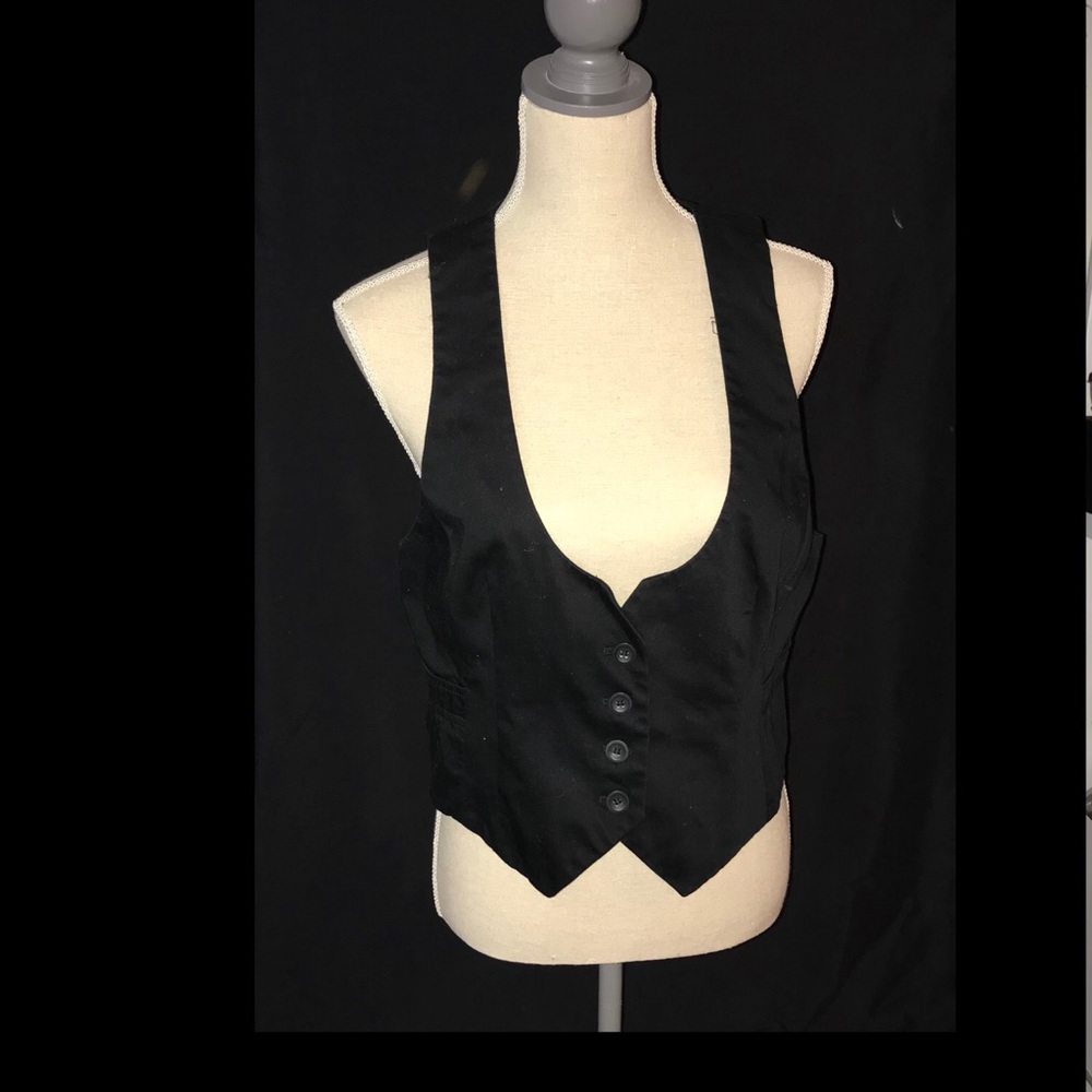 Black Vest!!