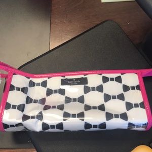 Kate Spade Makeup Bag (Heddy) - New with tags