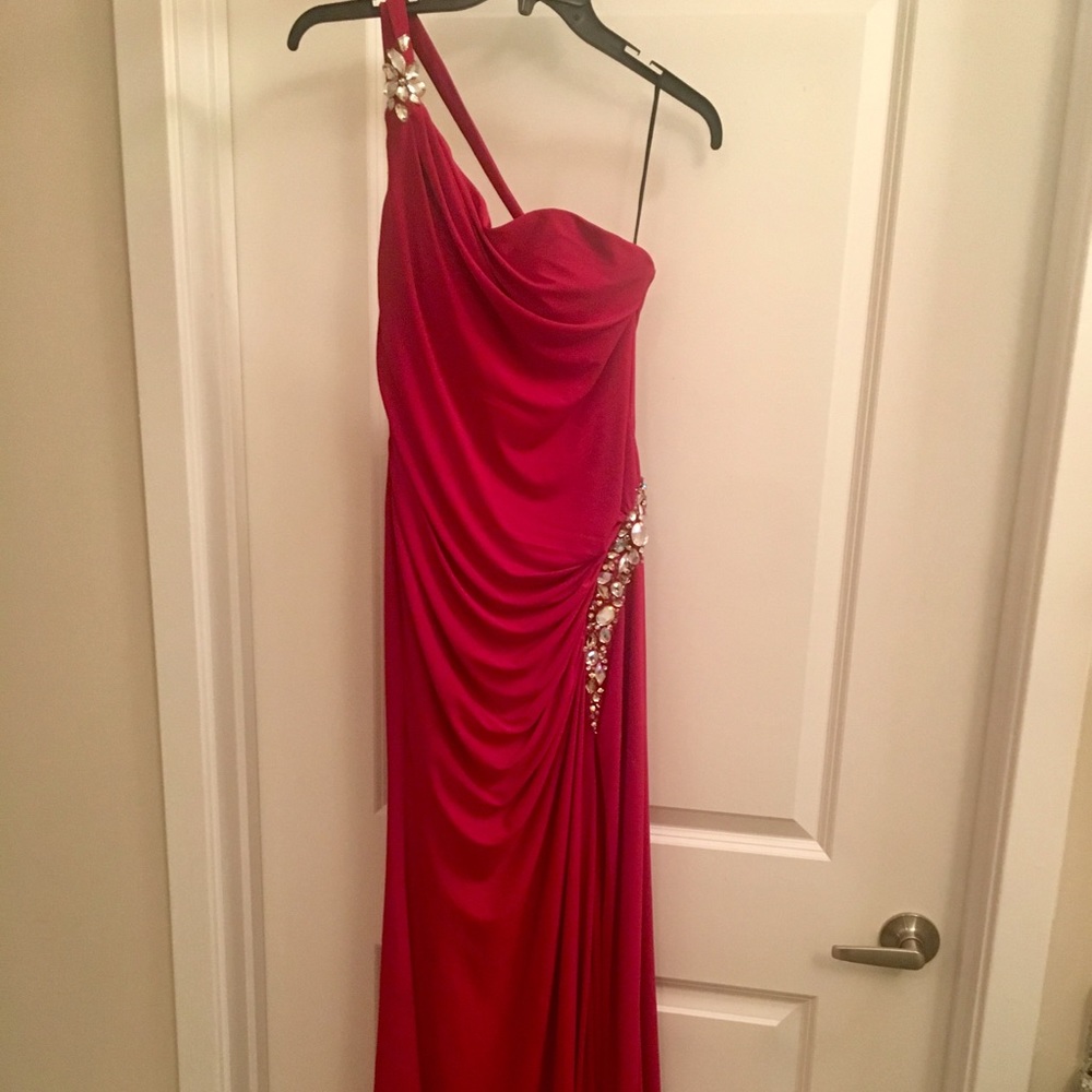 Red Alyce Formal Gown