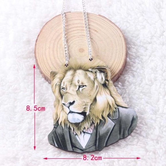 🆑 Wooden Lion Bling - Picture 2 of 4
