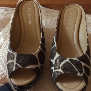 Meet your Posher, Virginia