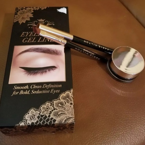 Paris Hilton Gel Eyeliner Kit - Picture 2 of 4