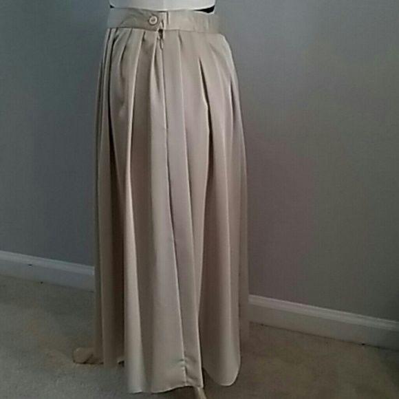 CARON CHICAGO VINTAGE CREAM COLOR SKIRT SIZE 12 - Picture 2 of 5