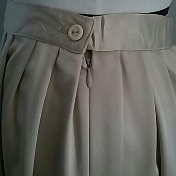 CARON CHICAGO VINTAGE CREAM COLOR SKIRT SIZE 12 - Picture 3 of 5