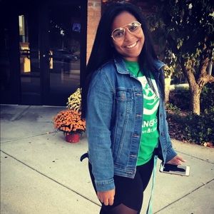 Meet your Posher, Darline