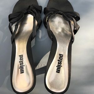 Black sandal heels