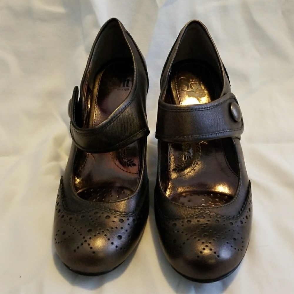 Sofft Bronze Leather Mary Janes Size 6 1/2W