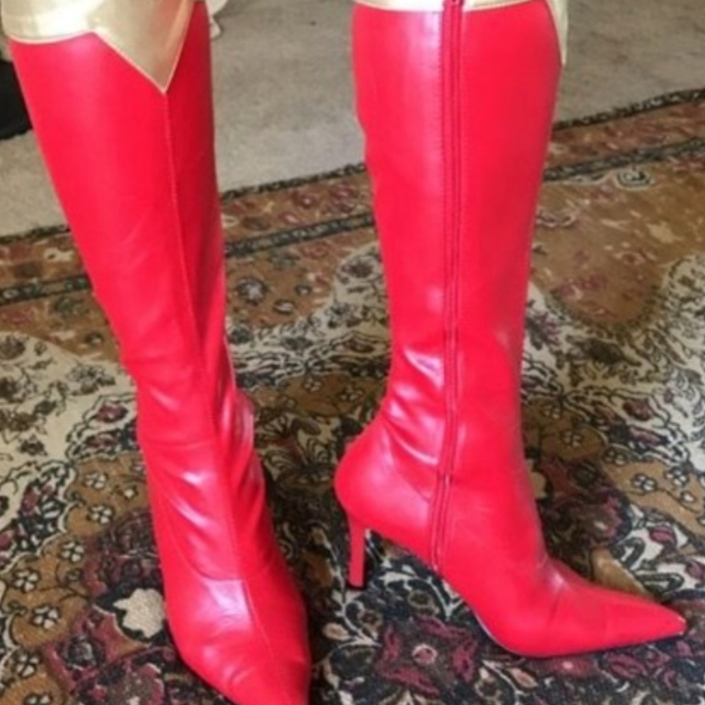 Wonder woman costume boots