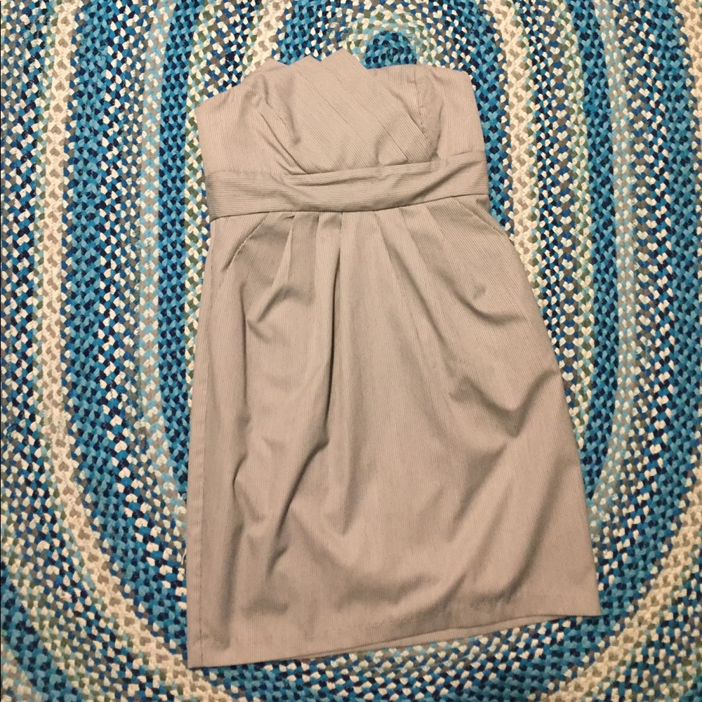 Strapless dress