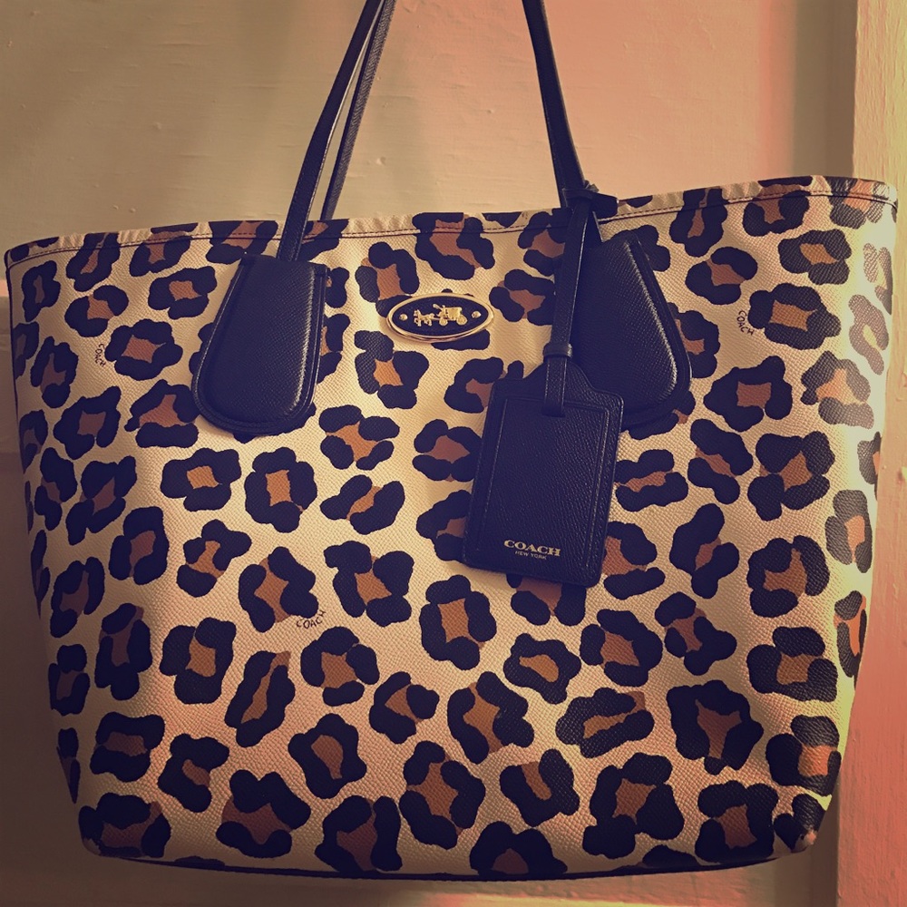 🦄Coach Ocelot Taxi Tote🦄