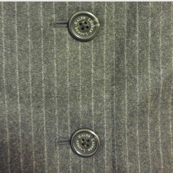 ISO Matching Pants - Picture 3 of 6