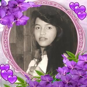 Meet your Posher, Andrea