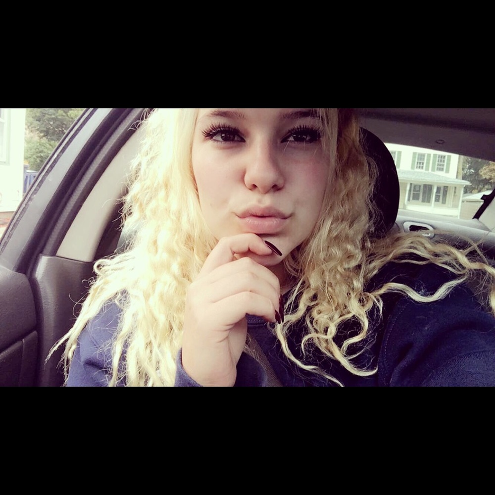 Meet your Posher, Kaitlin