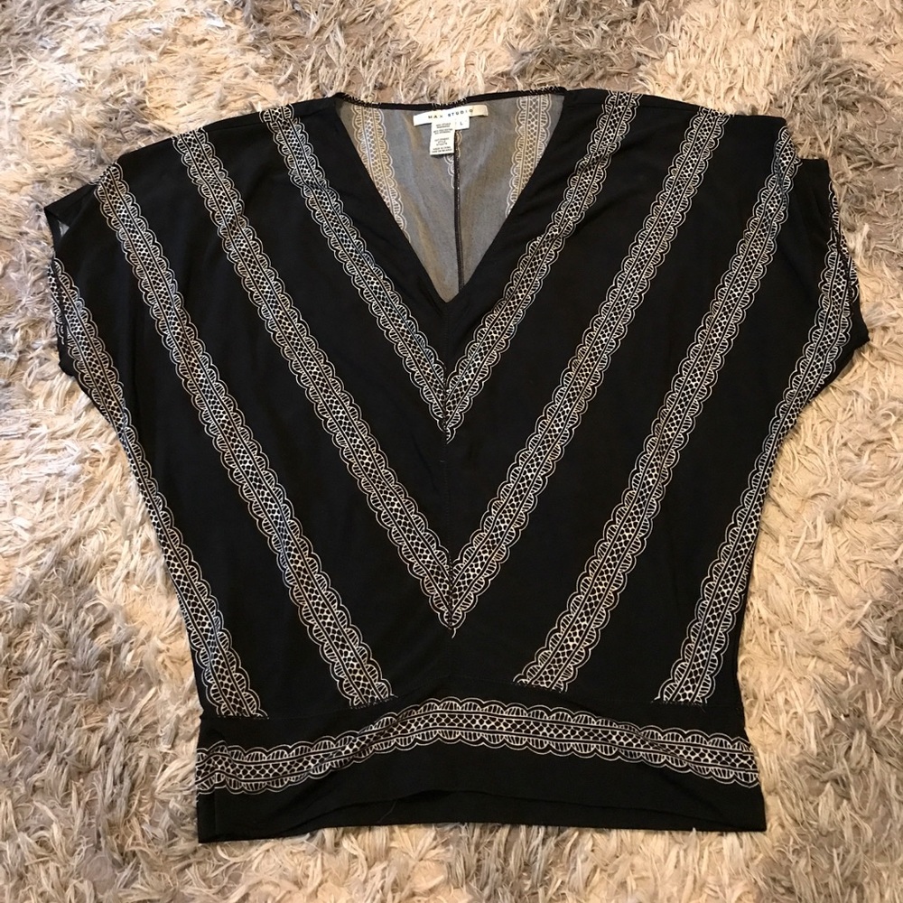 Max Studio black and white blouse