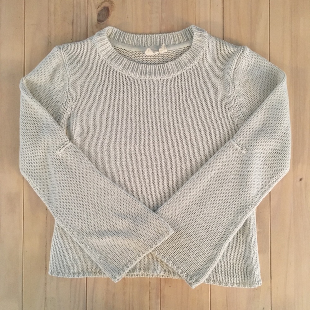 ❌DONATING SOON❌Cloth Sweater with bell sleeve