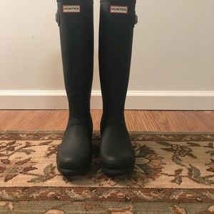 Hunter boots size 8
