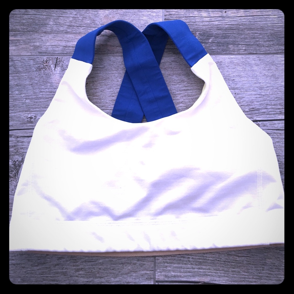 Lululemon workout bra top, white, w/cross back, 6