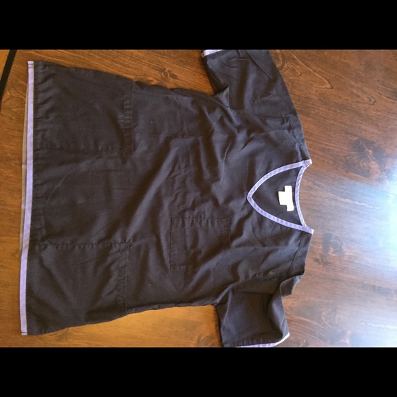 Scrub top - Picture 3 of 3