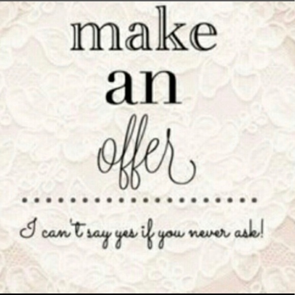 Shoes, skirts, pants, dresses, everything! - Picture 3 of 3