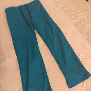 Teal/Eggplant Peaches Med Couture Scrub Pants