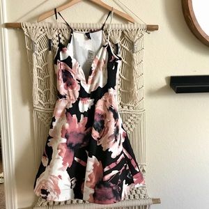 Windsor Floral Plunge Neck Skater Dress - Size L