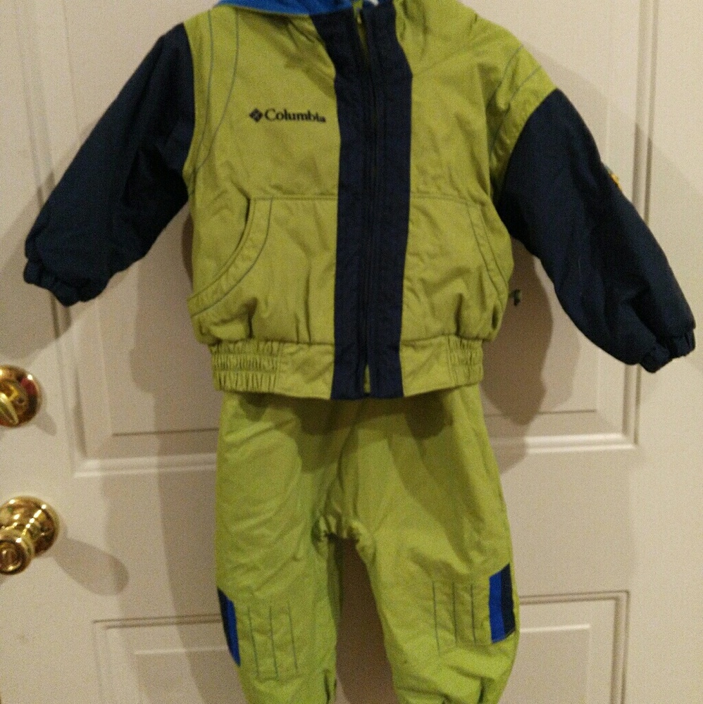 Water-resistant Columbia jacket and bib set