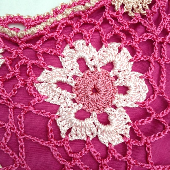 pink tank top - Picture 2 of 8