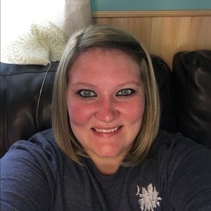 Meet your Posher, Laci