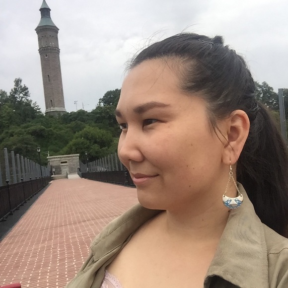 Meet your Posher, Alima - Picture 2 of 2