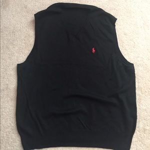 Polo v neck sweater vest