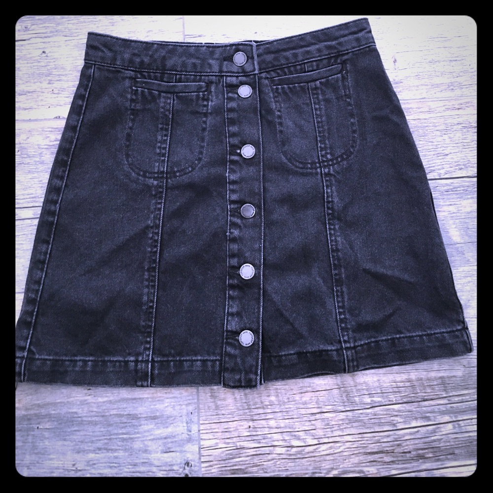 TopShop NWT button front mini, 4