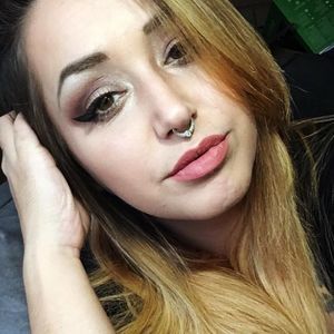 Meet your Posher, Faith